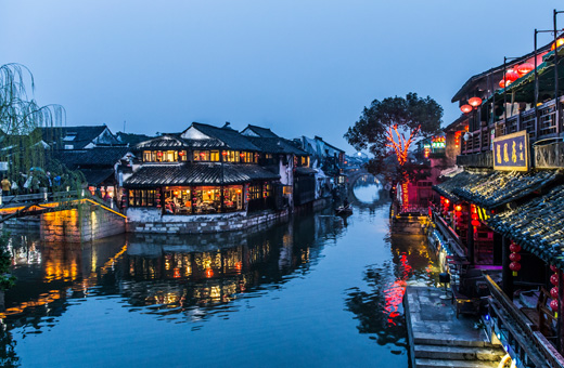 點擊查看旅遊網站開髮(fa)方(fang)案